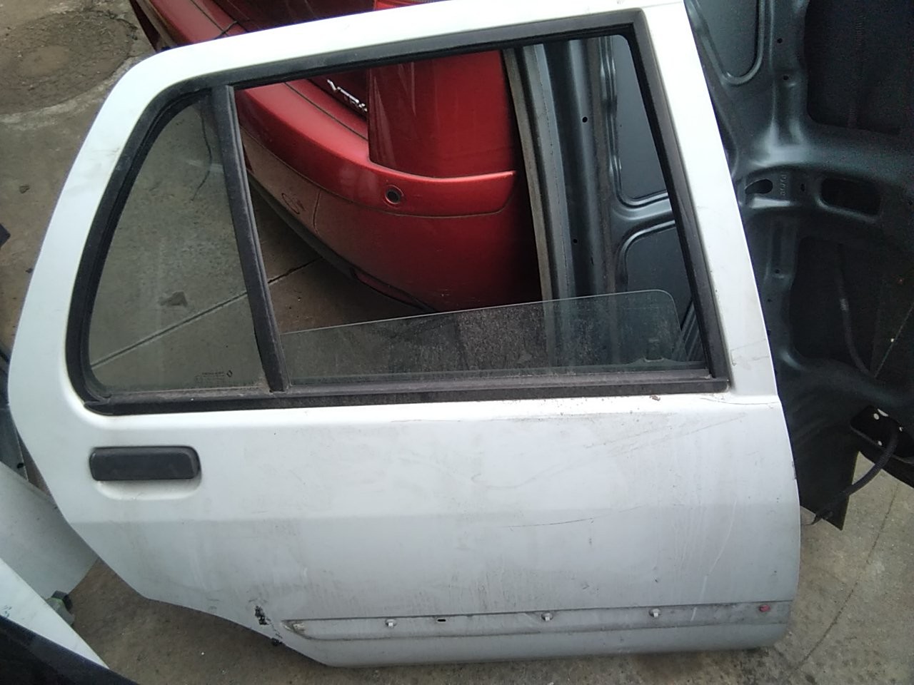 PORTA TRÁS DIREITA RENAULT CLIO I (B/C57_, 5/357_) | 90 - 98