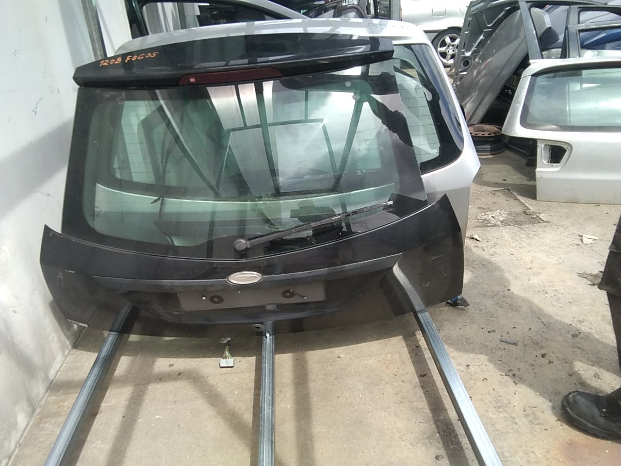 Tampa da Mala FORD FOCUS (DAW, DBW) | 98 - 09