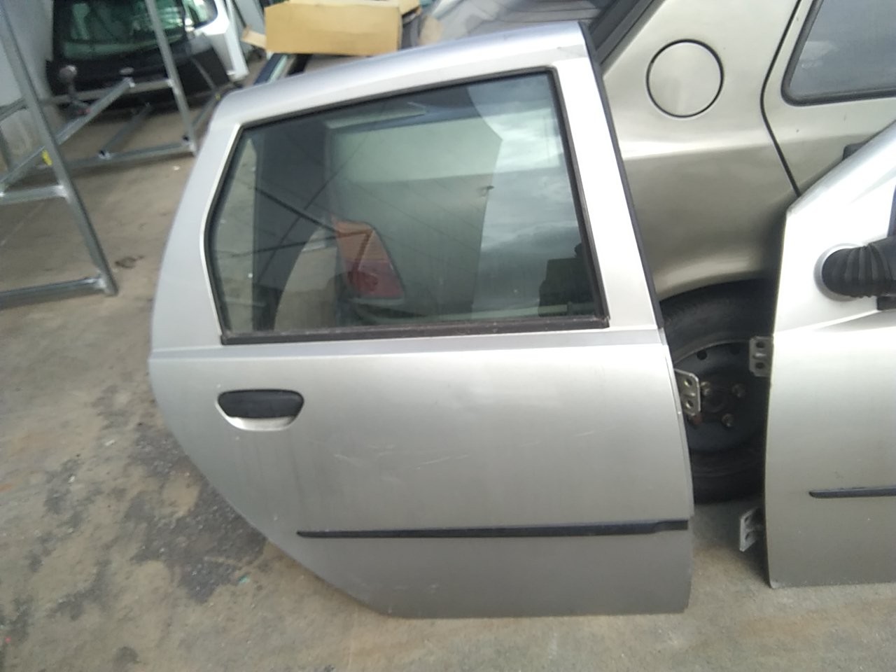 PORTA TRÁS DIREITA FIAT PUNTO (176_) | 93 - 99