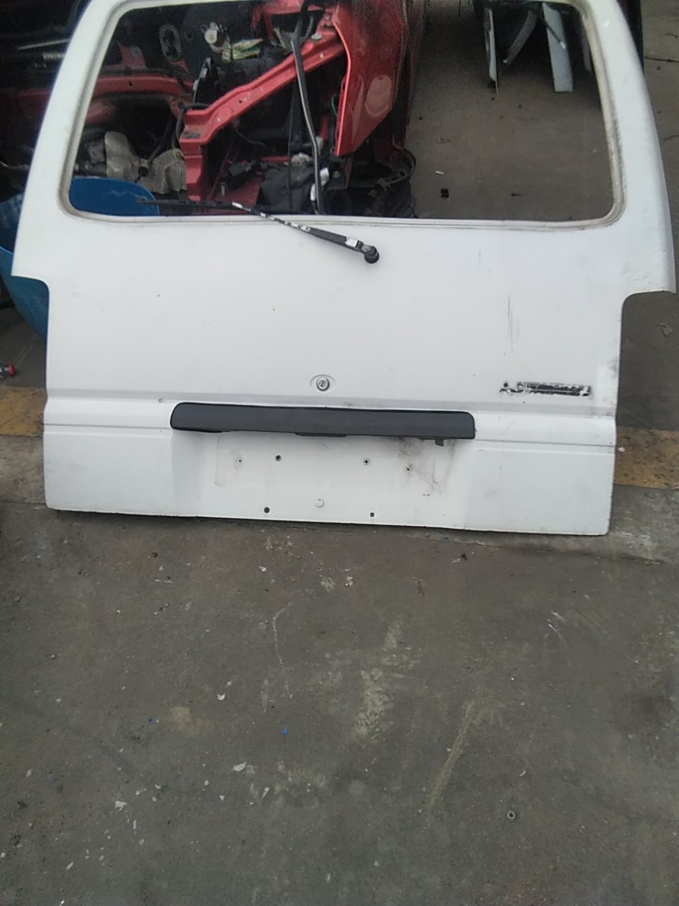PORTA MALA MITSUBISHI L 300 / DELICA II Autocarro (LO3_P/G, L0_2P) | 80 - 87