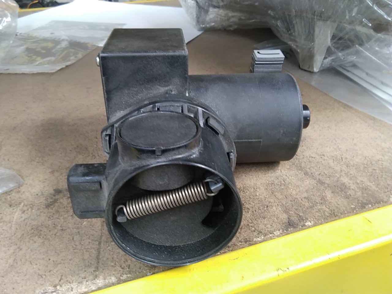 COMPRESSOR DO FECHO CENTRAL (143410).
