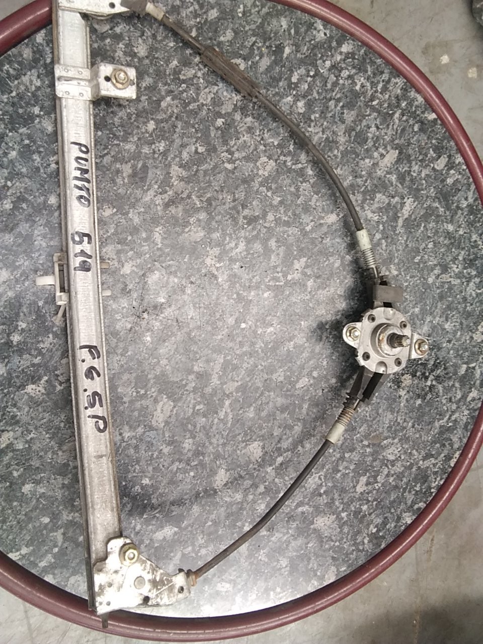 ELEVADOR FRENTE ESQ FIAT PUNTO (176_) | 93 - 99