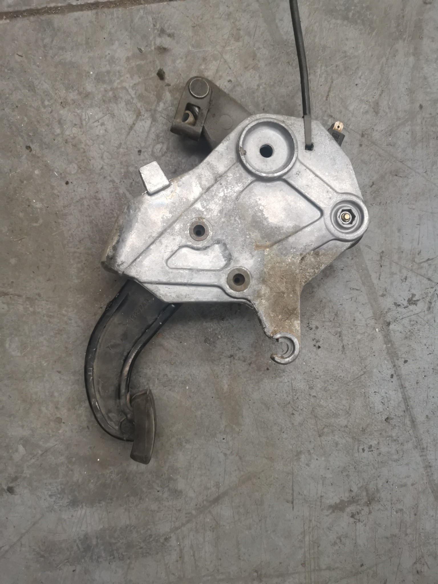 PEDAL DO ACELARADOR RENAULT LAGUNA II BREAK DIESEL Imagem-1