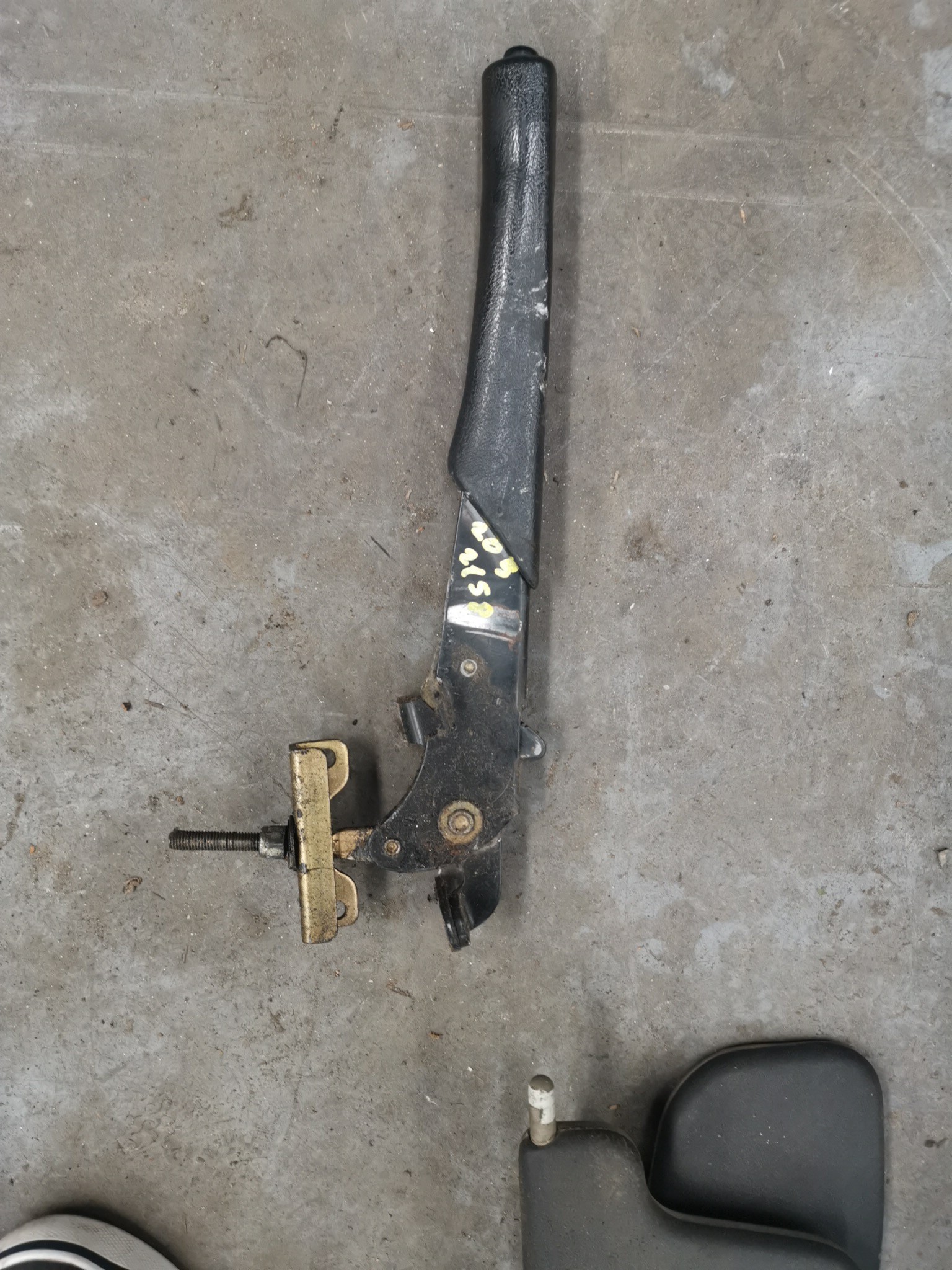 TRAVAO DE MAO PEUGEOT 205 Caixa | 90 - 97