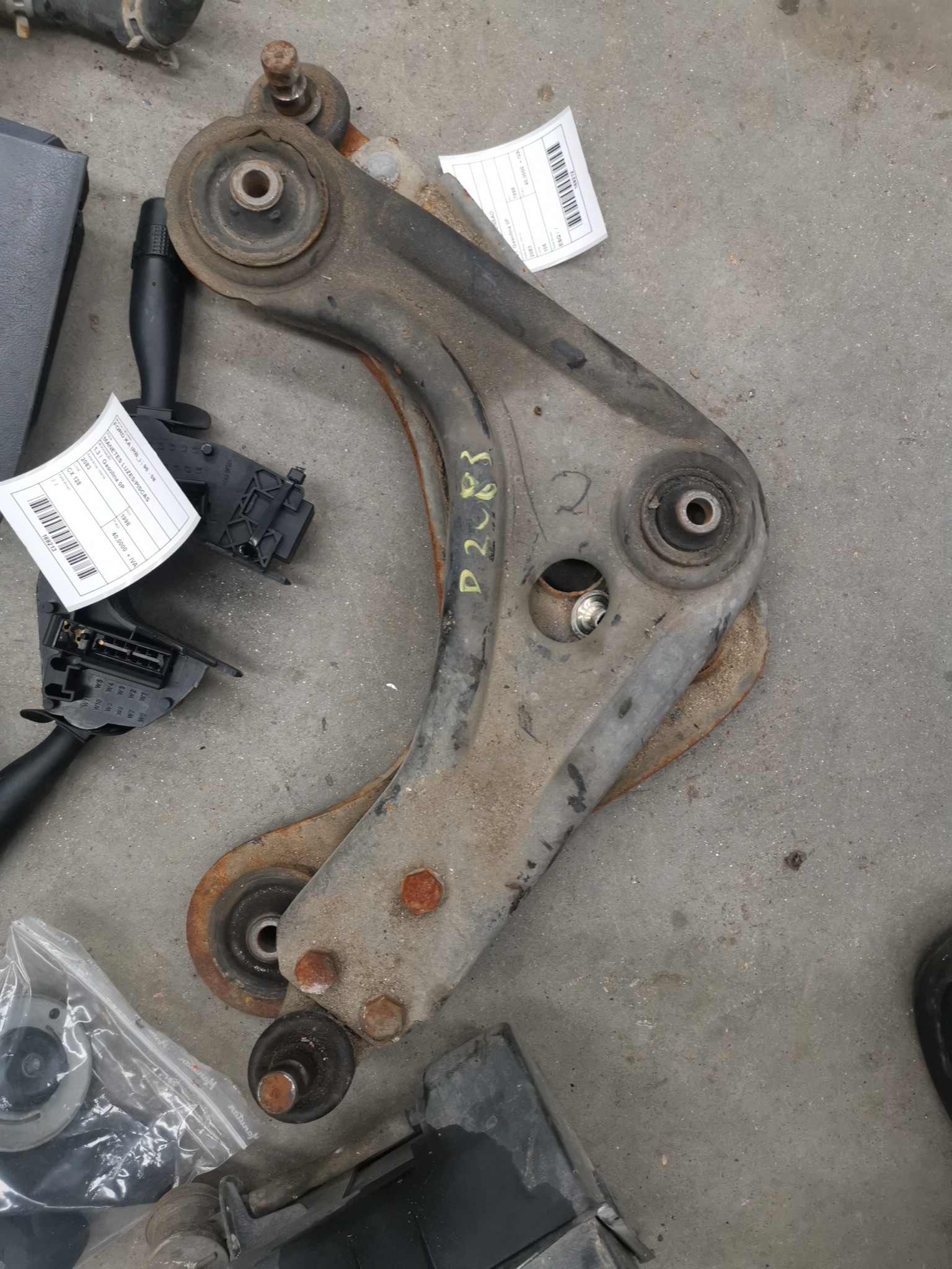 BRAÇO SUSPENSAO FORD KA (RB_) | 96 - 08