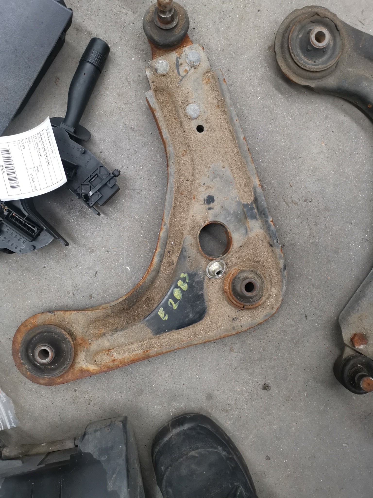 BRAÇO SUSPENSAO FORD KA (RB_) | 96 - 08
