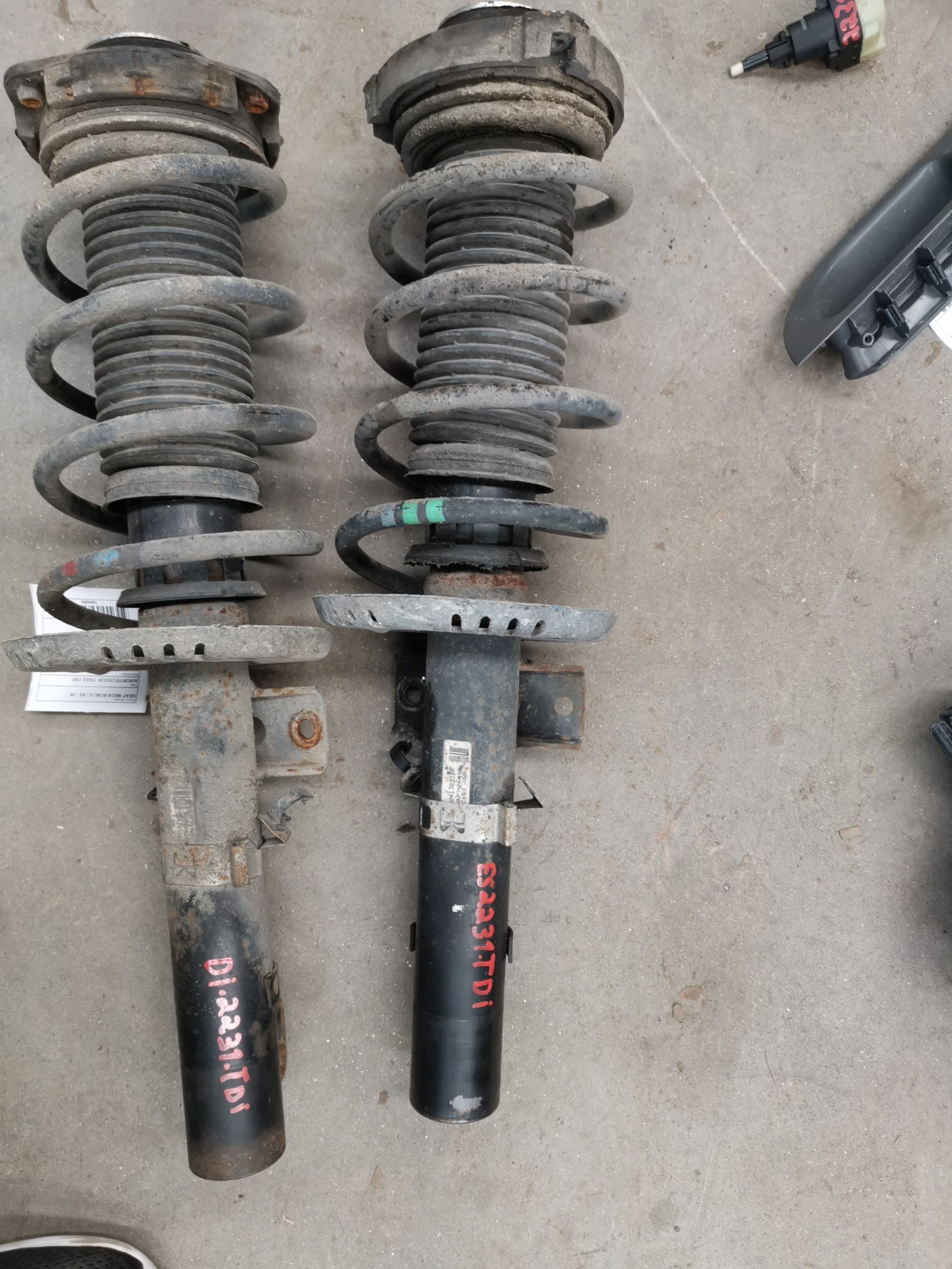 AMORTECEDOR TRAS ESQ. SEAT IBIZA III (6L1) | 02 - 09