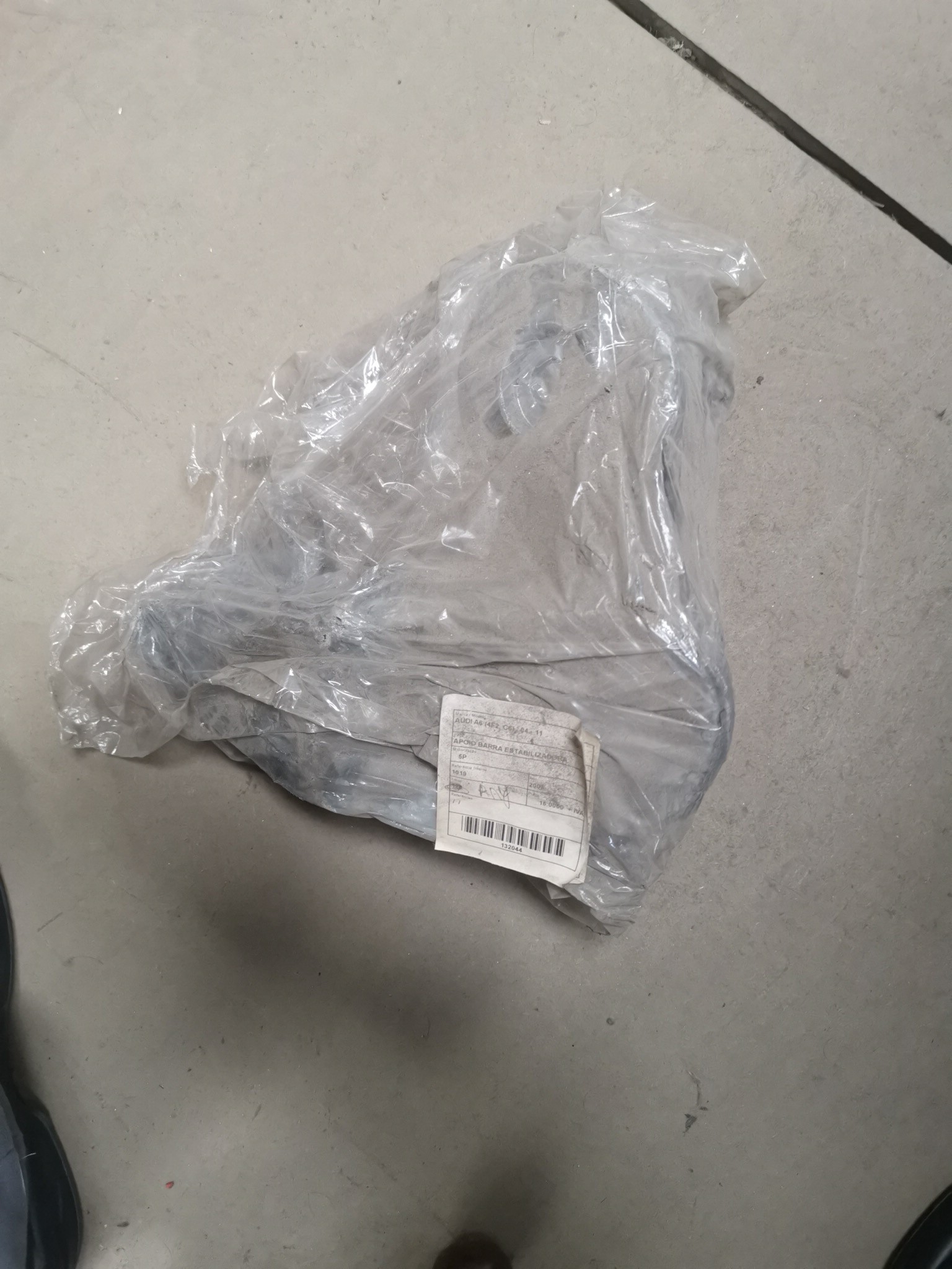 APOIO BARRA ESTABILIZADORA AUDI A6 (4F2, C6) | 04 - 11 Imagem-1