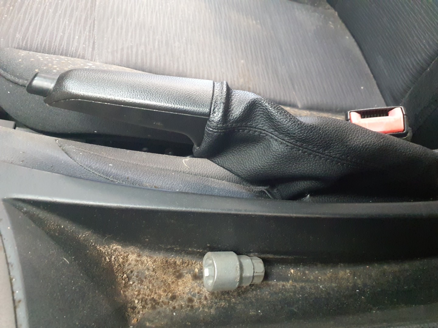 TRAVAO DE MAO BMW 118D