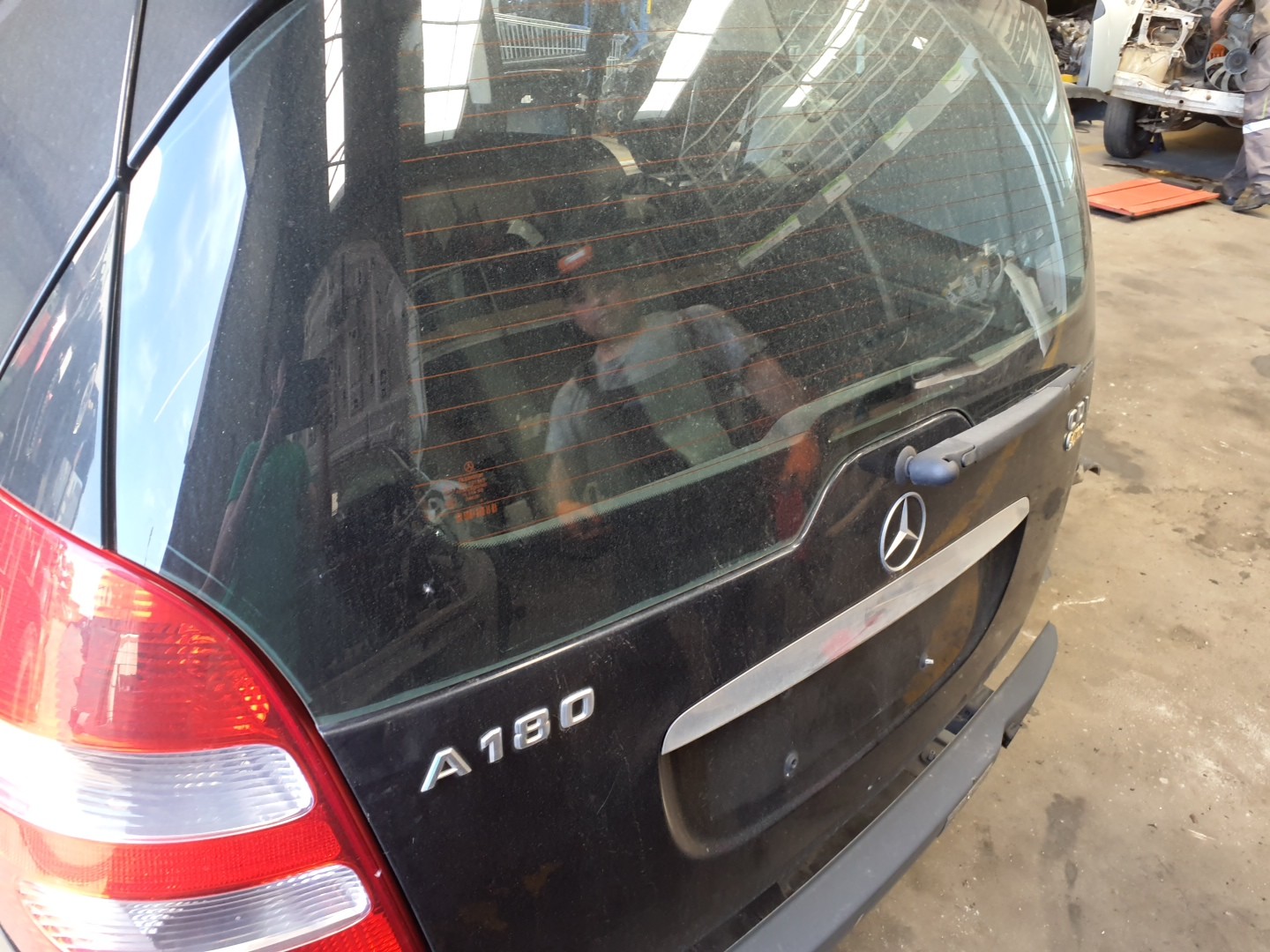 Tampa da Mala MERCEDES-BENZ A-CLASS (W169) | 04 - 12
