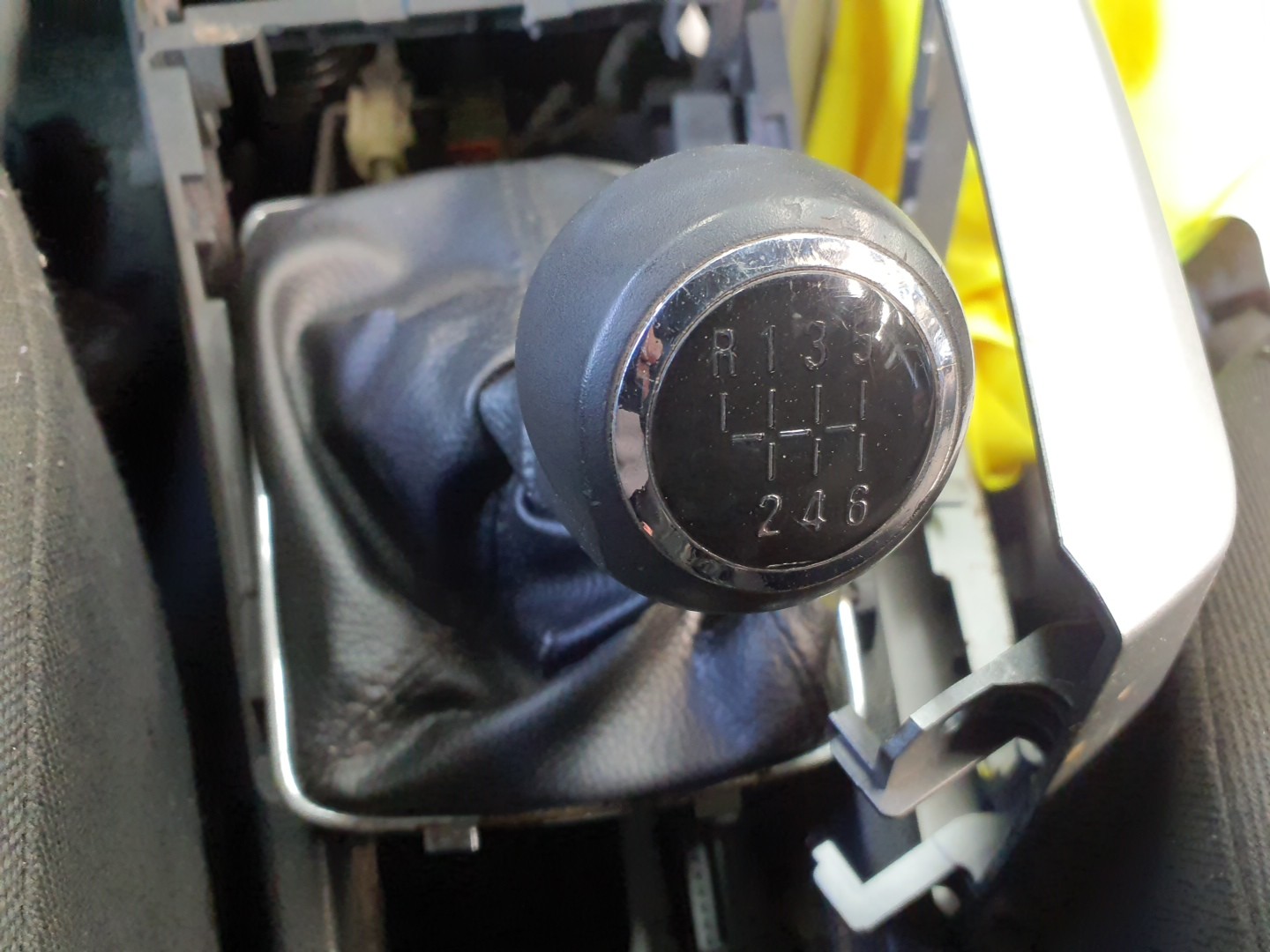 SELETOR VELOCIDADES OPEL ASTRA H (A04) | 04 - 14