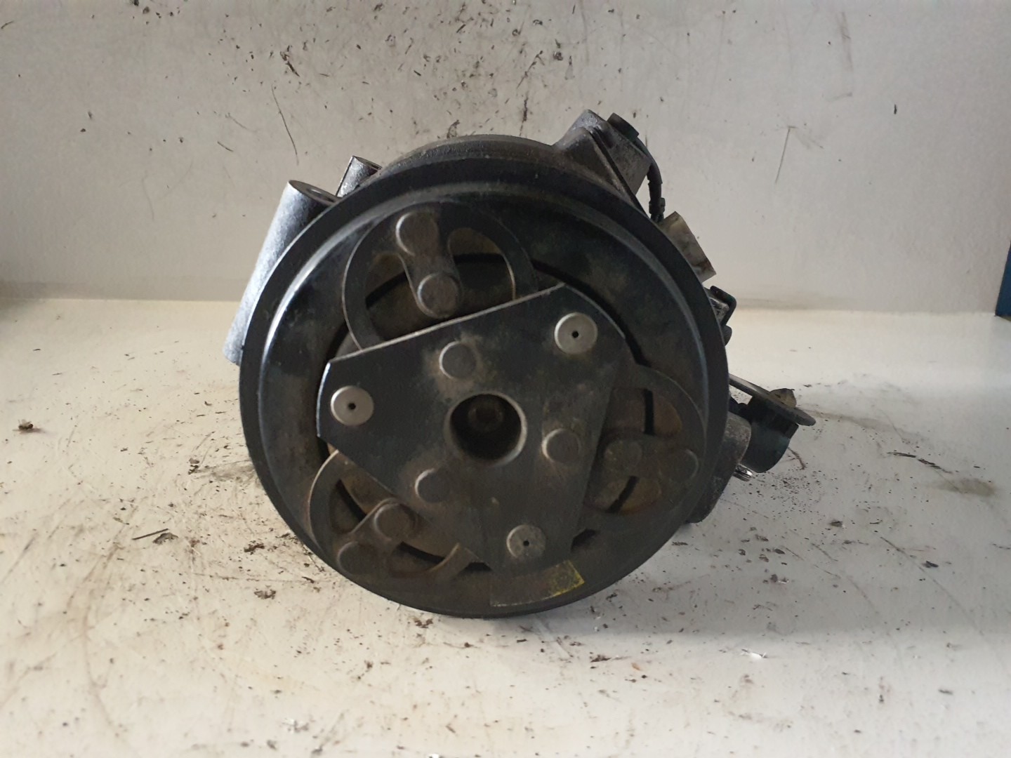 compressor ac BMW 3 (E36) | 90 - 98 Imagem-3