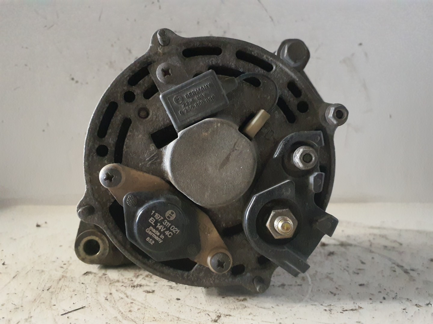 ALTERNADOR VOLKSWAGEN GOLF II (19E, 1G1) | 83 - 92