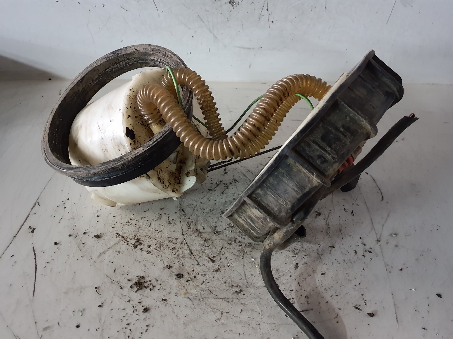 BOMBA GASOLEO FORD FOCUS (DAW, DBW) | 98 - 09