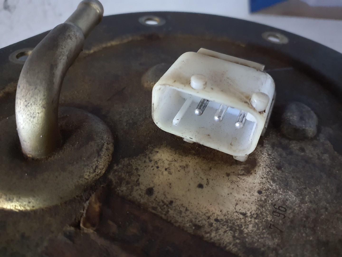 BOMBA GASOLINA BMW 7 (E38) | 94 - 01 Imagem-2