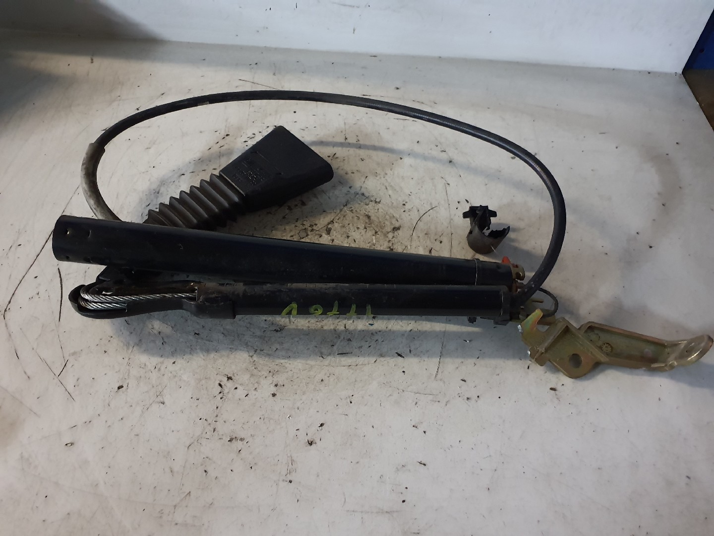 PRETENSOR DE CINTO OPEL CORSA B (S93) | 93 - 02 Imagem-2