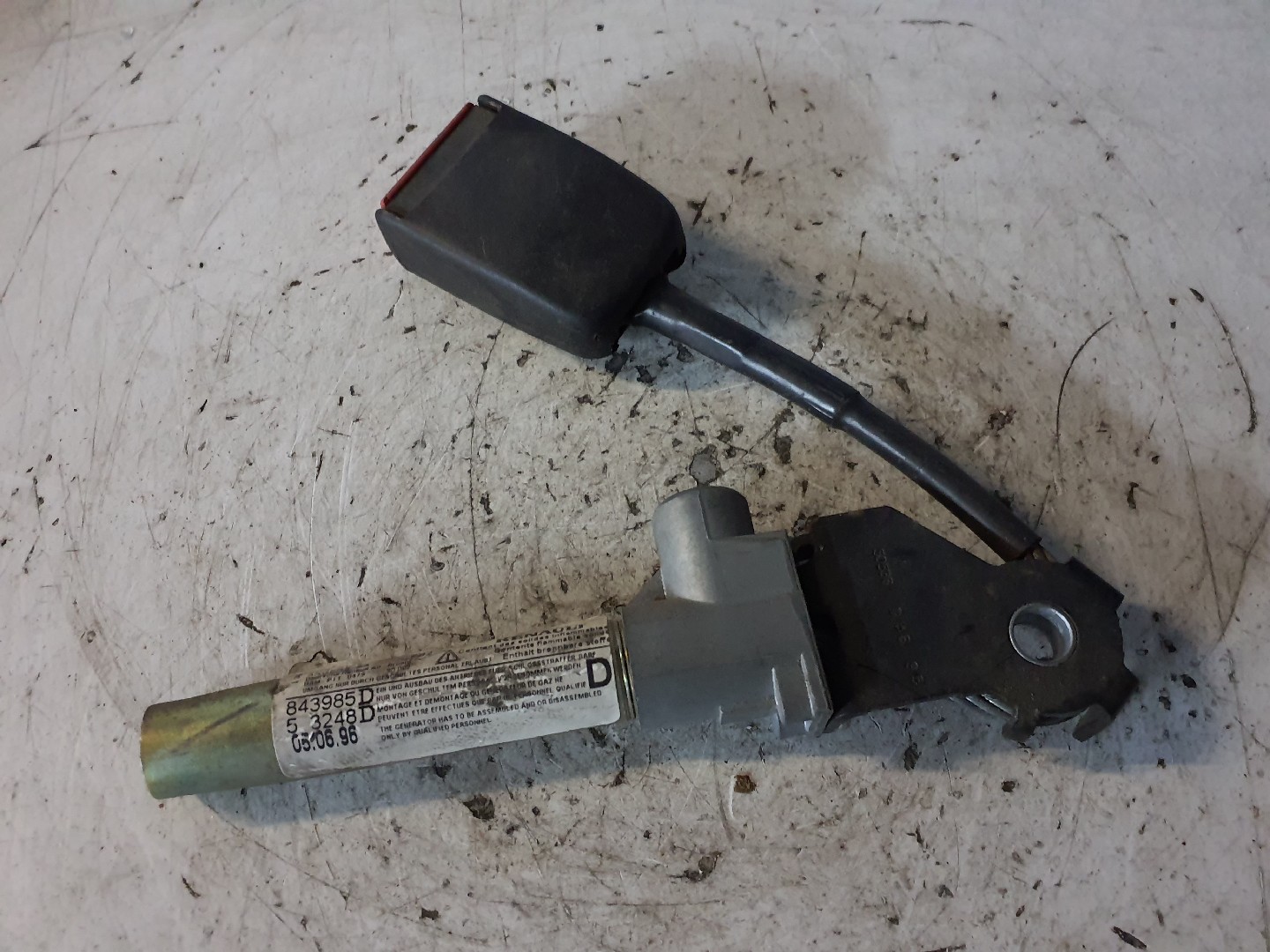 PRETENSOR DE CINTO RENAULT CLIO I (B/C57_, 5/357_) | 90 - 98