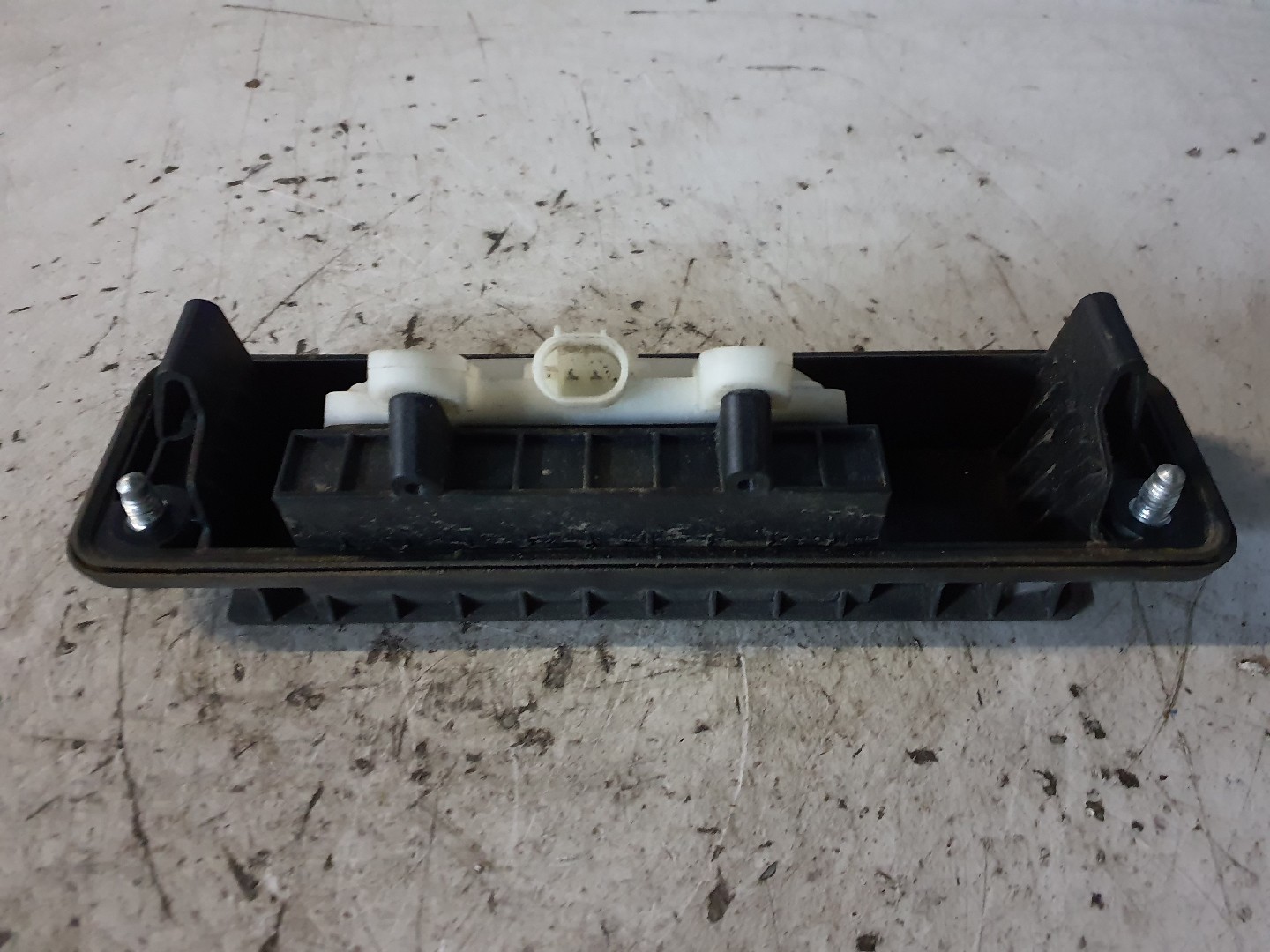 PUXADOR DA TAMPA DA MALA MERCEDES-BENZ CLA Coupé (C117) | 13 - 19 Imagem-1