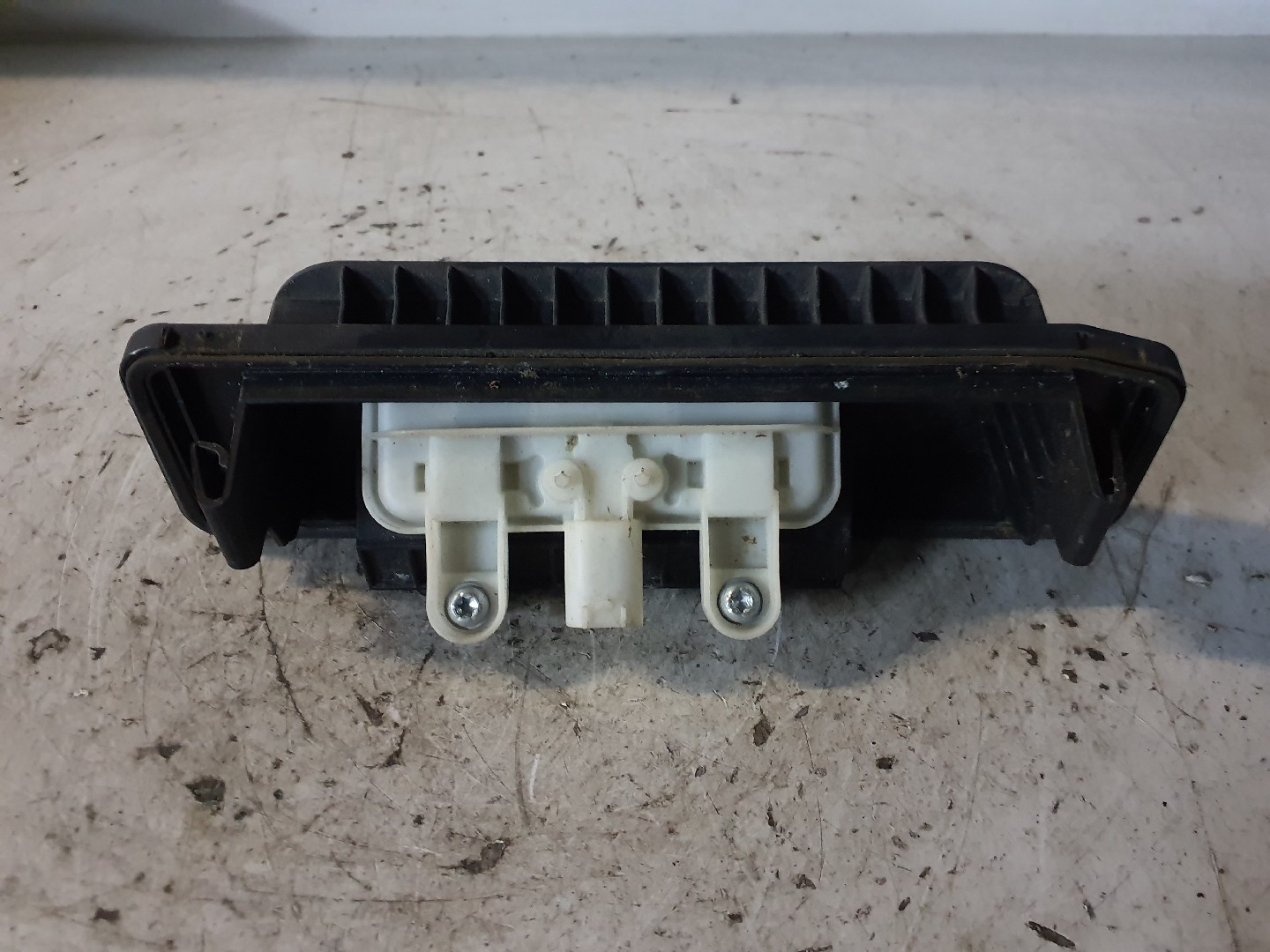 PUXADOR DA TAMPA DA MALA MERCEDES-BENZ CLA Coupé (C117) | 13 - 19 Imagem-2