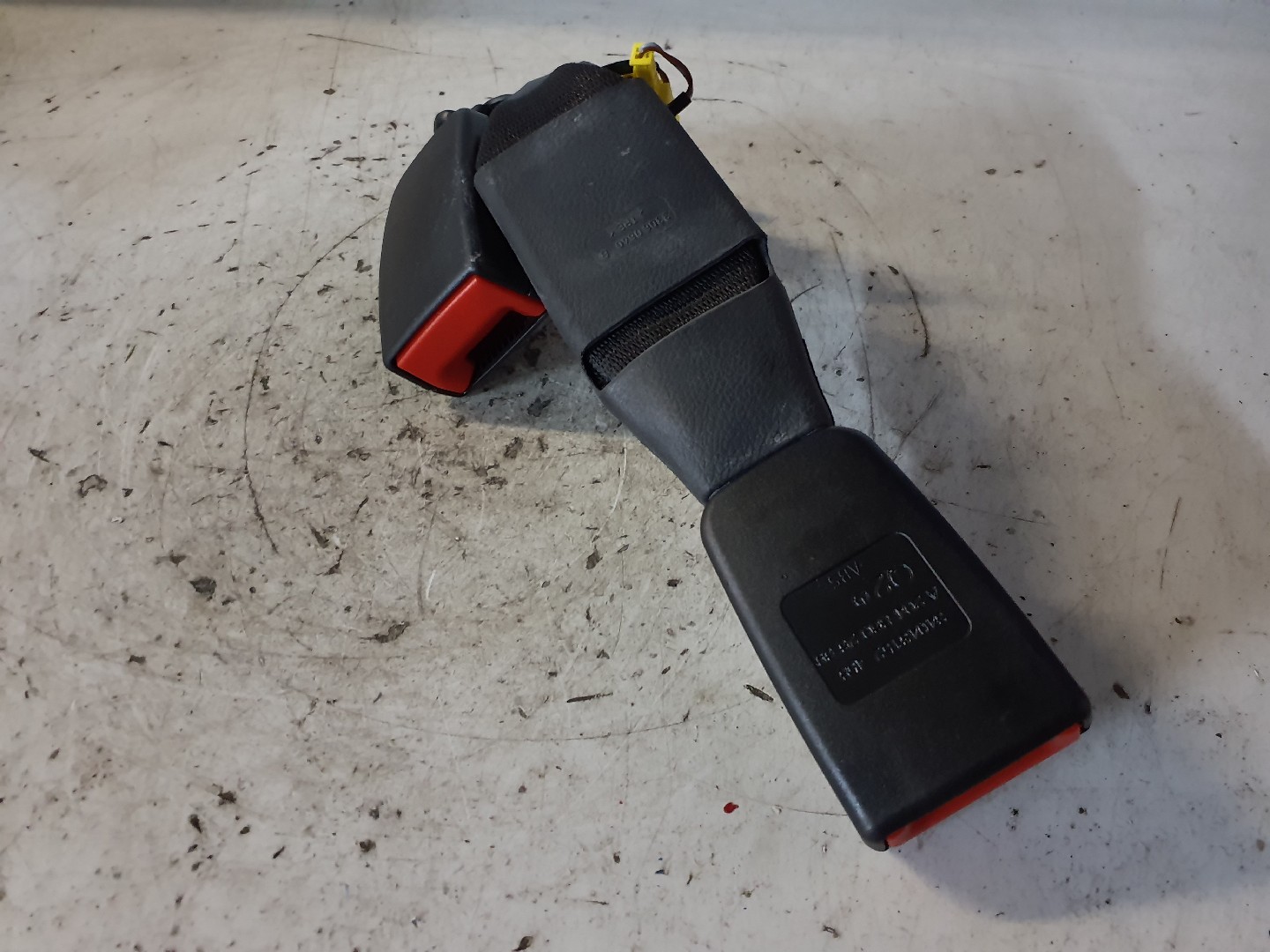 PRETENSOR DE CINTO MERCEDES-BENZ C-CLASS (W204) | 07 - 15