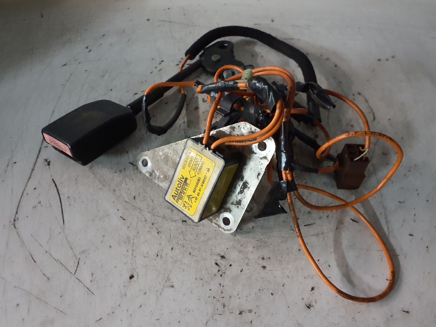 PRETENSOR DE CINTO CITROEN BERLINGO / BERLINGO FIRST Veículo multiuso (MF, GJK, GFK) | 96 - 11