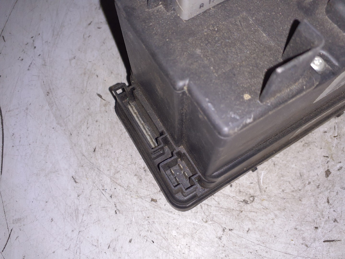 COMPRESSOR DO FECHO CENTRAL MERCEDES-BENZ SLK (R170) | 96 - 04 Imagem-2