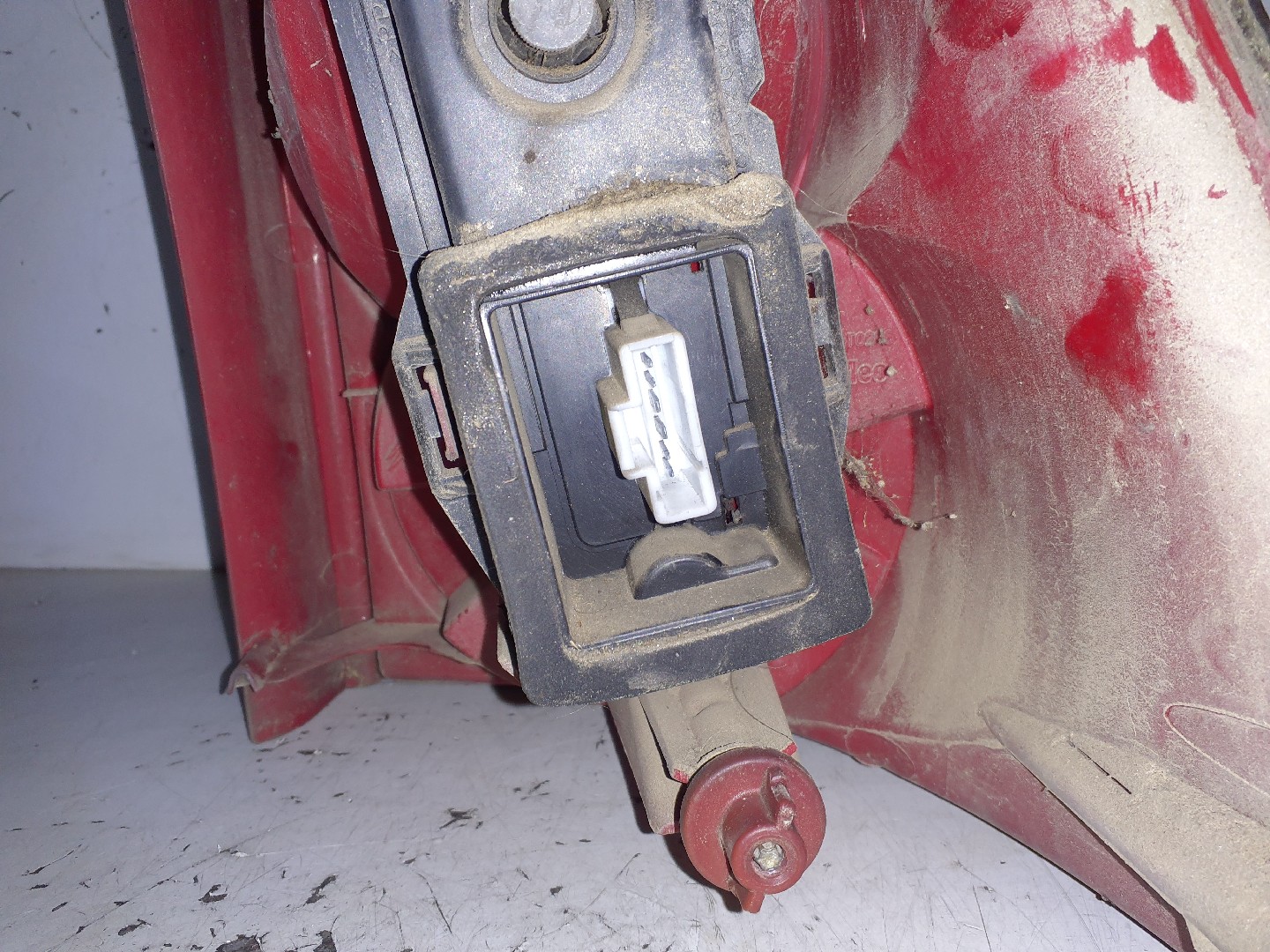 FAROLIM MALA ESQ. PEUGEOT 307 (3A/C) | 00 - 12 Imagem-3