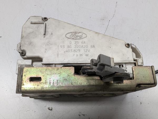 FECHO DA PORTA FRENTE ESQ. FORD FIESTA IV (JA_, JB_) | 95 - 02