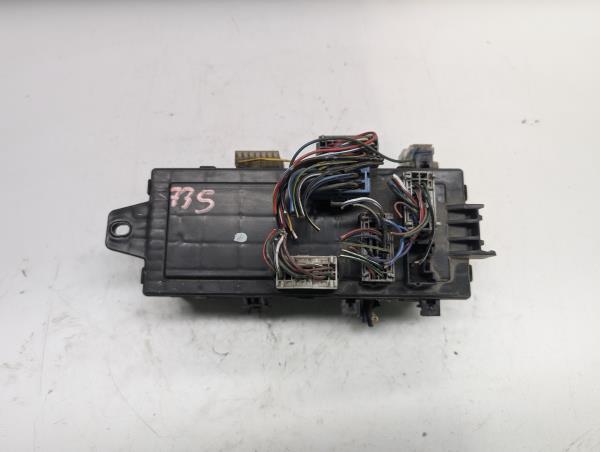 CAIXA DOS FUSIVEIS MITSUBISHI COLT IV (CA_A) | 92 - 96
