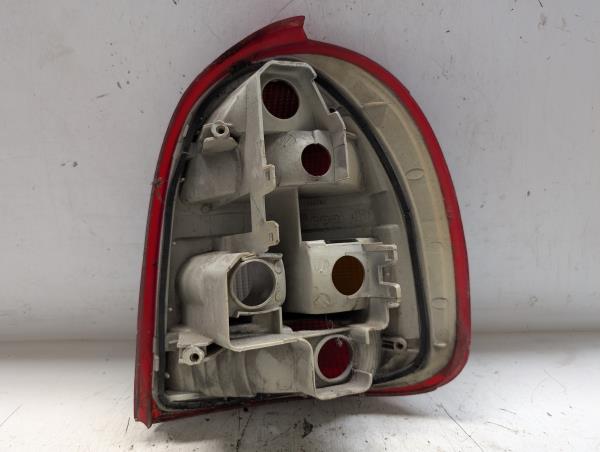 FAROLIM MALA ESQ. OPEL CORSA B (S93) | 93 - 02 Imagem-1