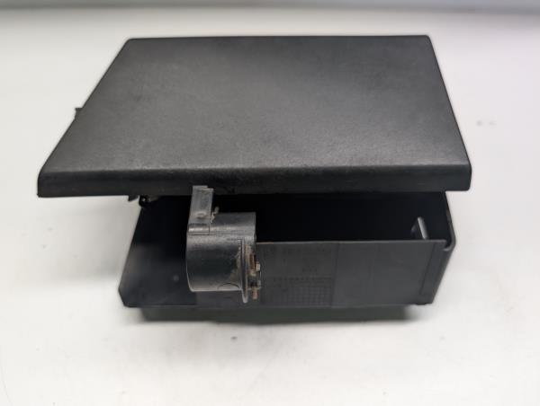 CONETOR ISQUEIRO OPEL VECTRA A (J89) | 88 - 95 Imagem-1