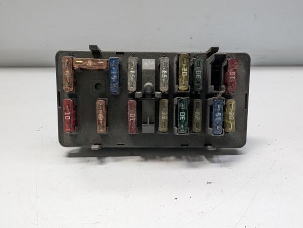 CAIXA FUSÍVEL CITROEN SAXO (S0, S1) | 96 - 04