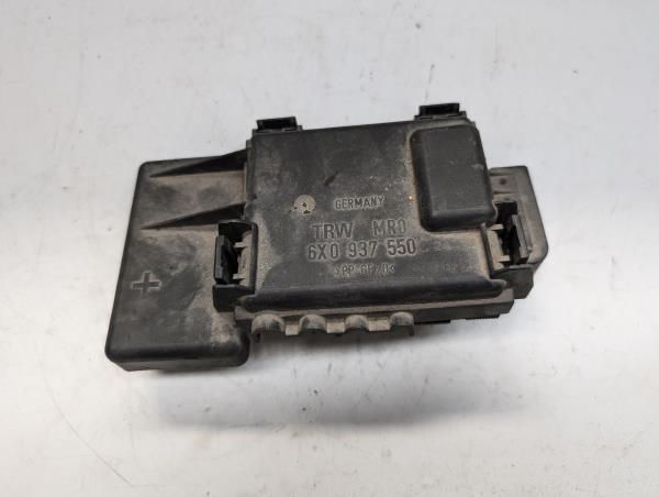 CAIXA FUSÍVEL VOLKSWAGEN POLO (6N1) | 94 - 99