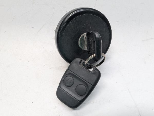TAMPAO COMBUSTIVEL ROVER 25 Hatchback (RF) | 99 - 06