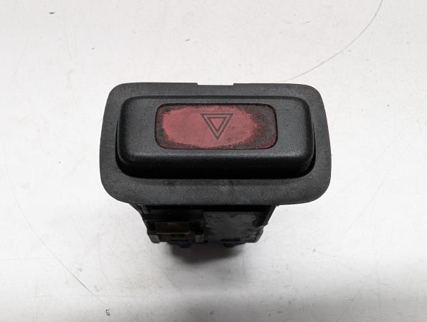 BOTAO QUATRO PISCAS HONDA CIVIC 1.4I (MA8)