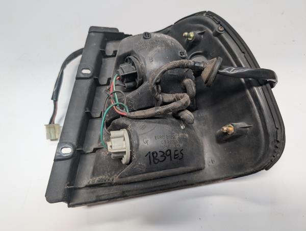 FAROLIM MALA ESQ. SUZUKI EAH35S (SWIFT) Imagem-1