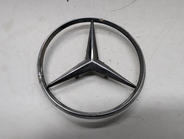 SIMBOLO MARCA MERCEDES-BENZ 200D (124)