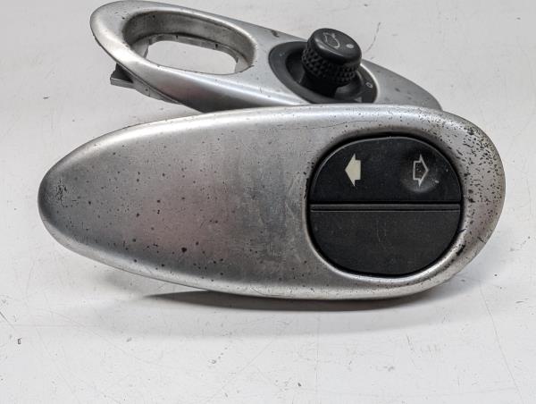 COMUTADOR VIDROS FORD PUMA | 19 - 