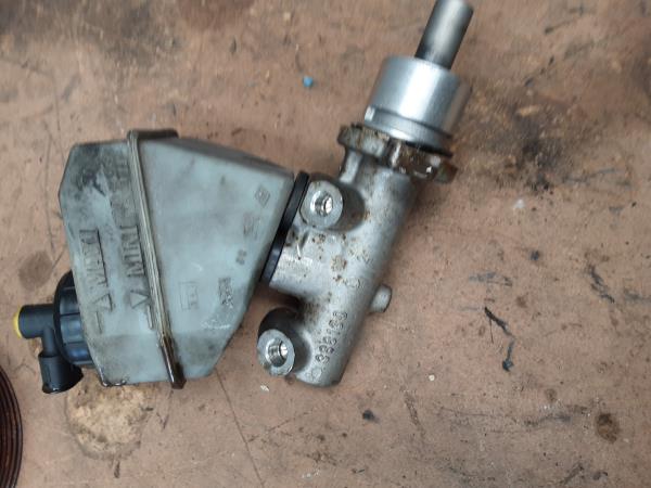 BOMBA DE TRAVÃO RENAULT CLIO II (BB_, CB_) | 98 - 