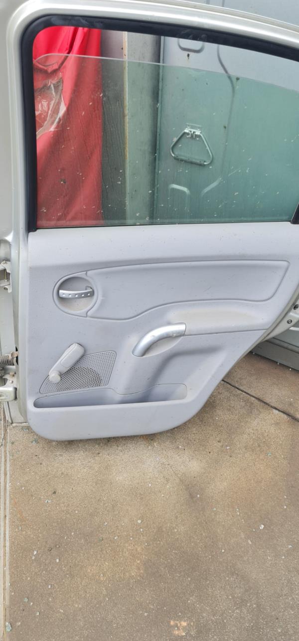 PORTA TRÁS DIREITA CITROEN C3 I (FC_, FN_) | 02 - 