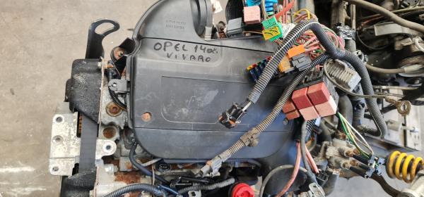 MOTOR OPEL VIVARO A Caixa (X83) | 01 - 