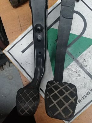 CONJUNTO PEDAIS VOLKSWAGEN GOLF IV (1J1) | 97 - 07