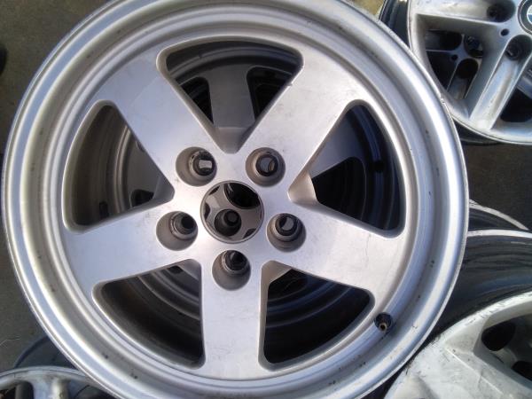 JANTES ESPECIAIS VOLKSWAGEN POLO (9N_) | 01 - 14