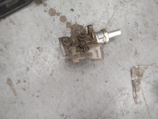 BOMBA DE TRAVÃO FORD FOCUS (DAW, DBW) | 98 - 09