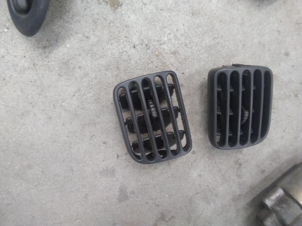 SAIDAS DE AR RENAULT CLIO I (B/C57_, 5/357_) | 90 - 98