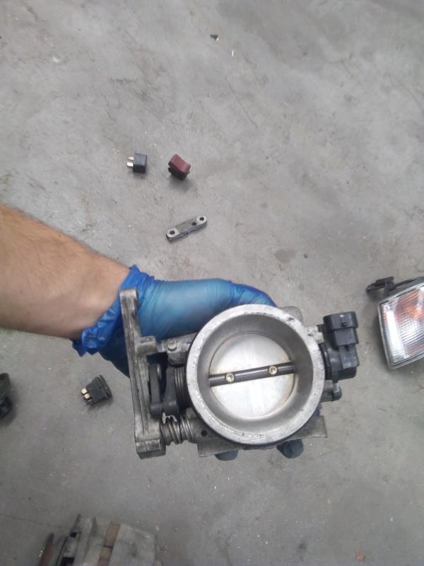 CORPO BORBOLETA RENAULT MEGANE Scenic (JA0/1_) | 96 - 01