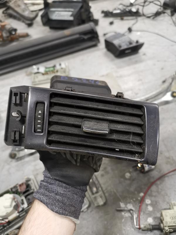 CONJUNTO SAIDAS AR AUDI A6 (4B2, C5) | 97 - 05 Imagem-1