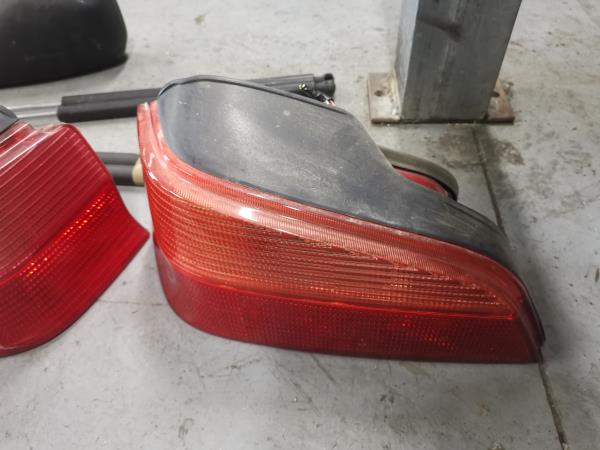 FAROLIM MALA ESQ. PEUGEOT 106 II (1A_, 1C_) | 96 - 05