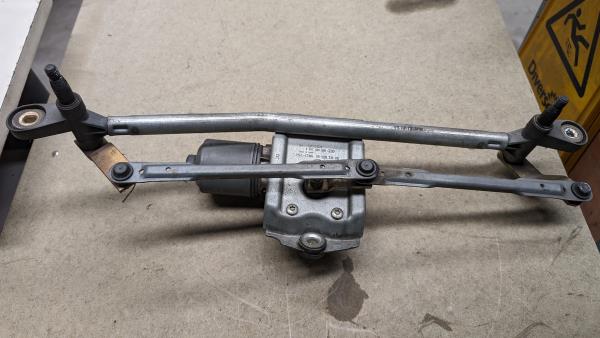 MOTOR LIMPA VIDROS DA FRENTE CITROEN C5 II Break (RE_) | 04 - 