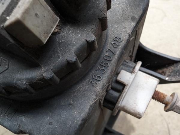 farol de nevoeiro FIAT PUNTO (176_) | 93 - 99 Imagem-3